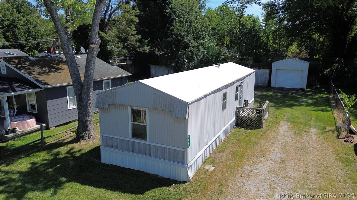 1420 Lindsey Street Property Photo 1