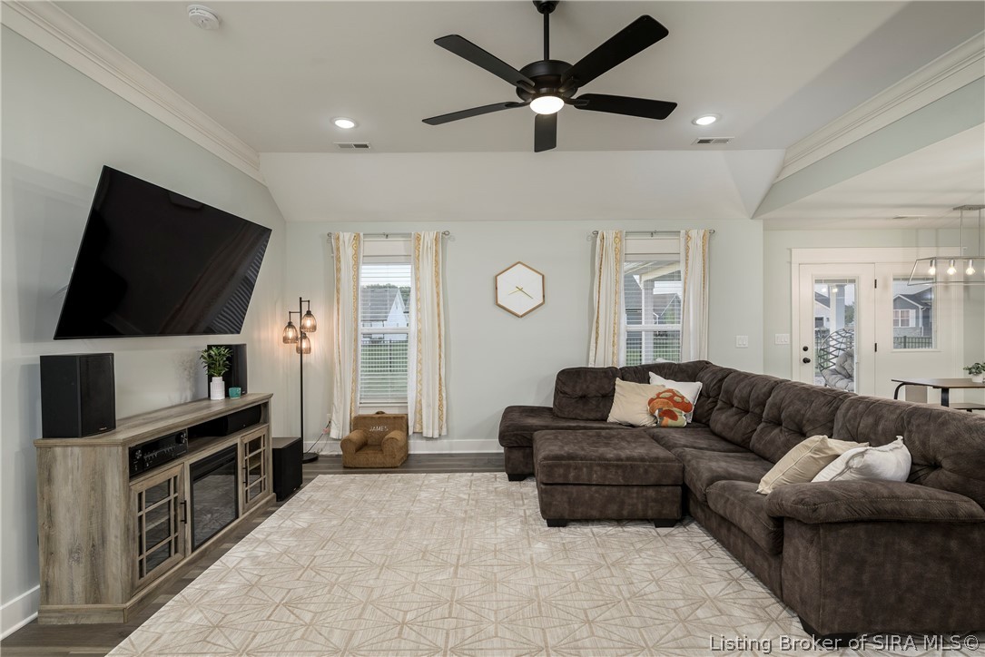 4219 Recreation Way Property Photo 14
