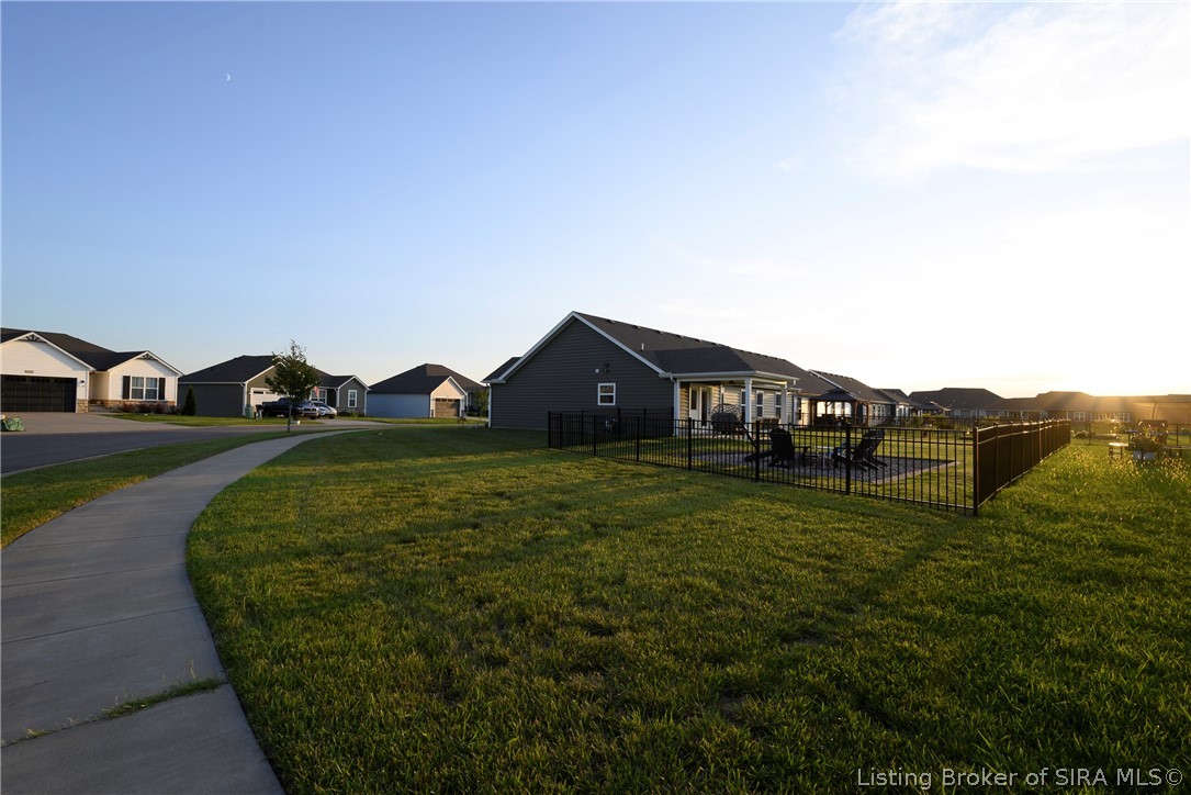 4219 Recreation Way Property Photo 37