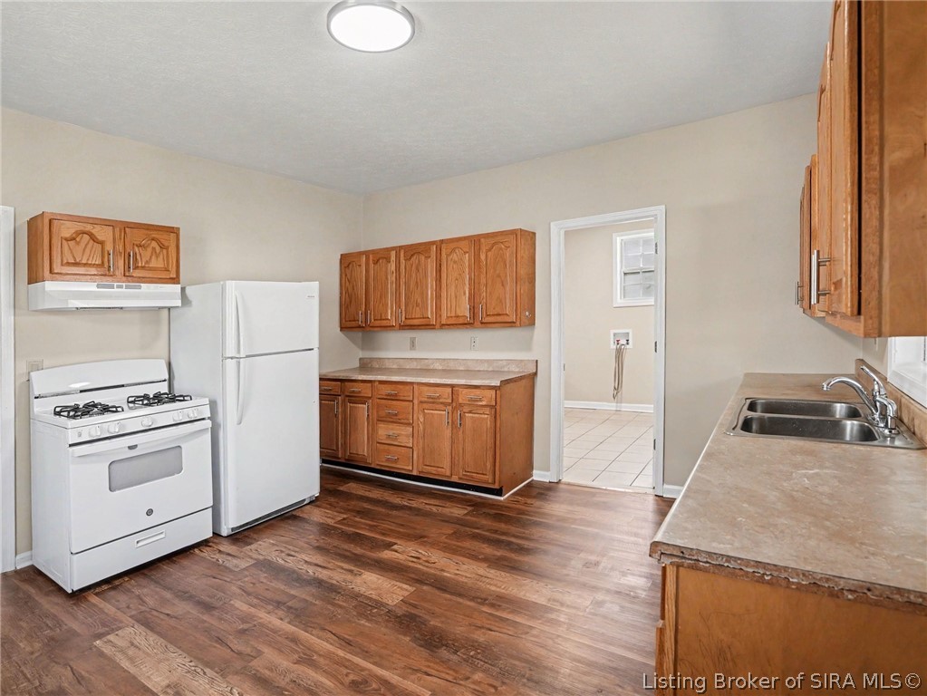 324 Galt Street Property Photo 8
