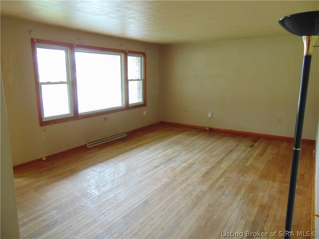 413 Bellaire Drive Property Photo 4