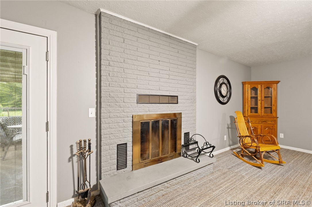 647 E Main Street Nw Property Photo 12