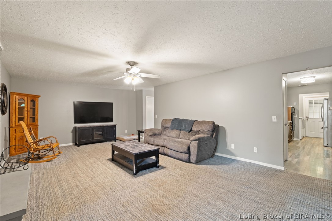 647 E Main Street Nw Property Photo 14