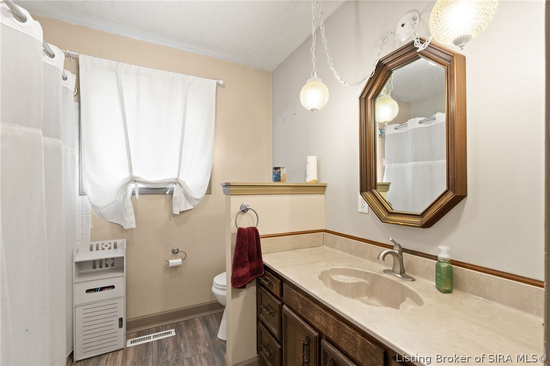 647 E Main Street Nw Property Photo 25