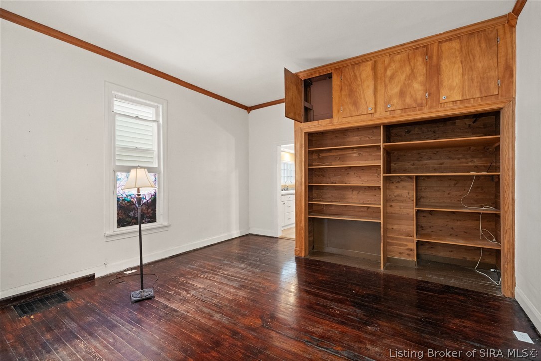 1211 E Elm Street Property Photo 14