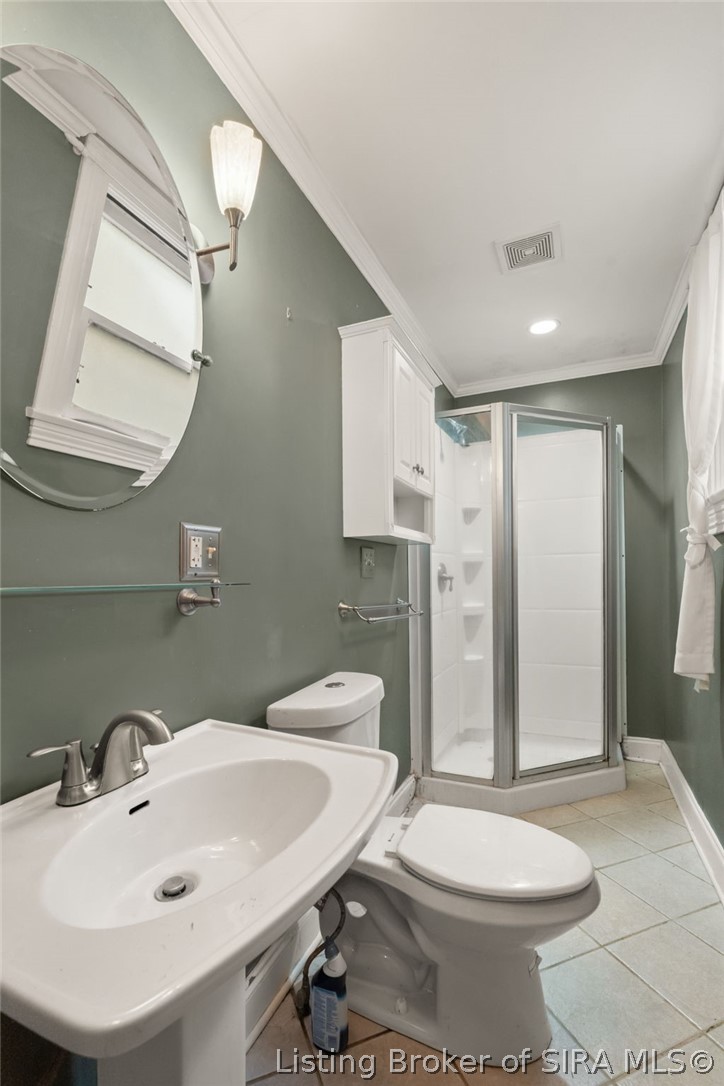 1211 E Elm Street Property Photo 28