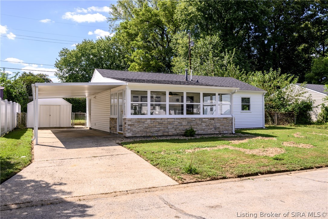 205 Lynda Avenue Property Photo 2