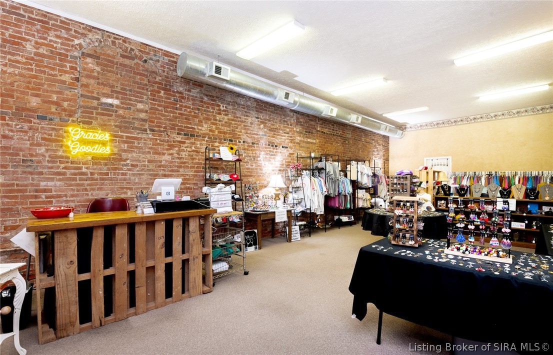 4 W Mcclain Avenue Property Photo 7