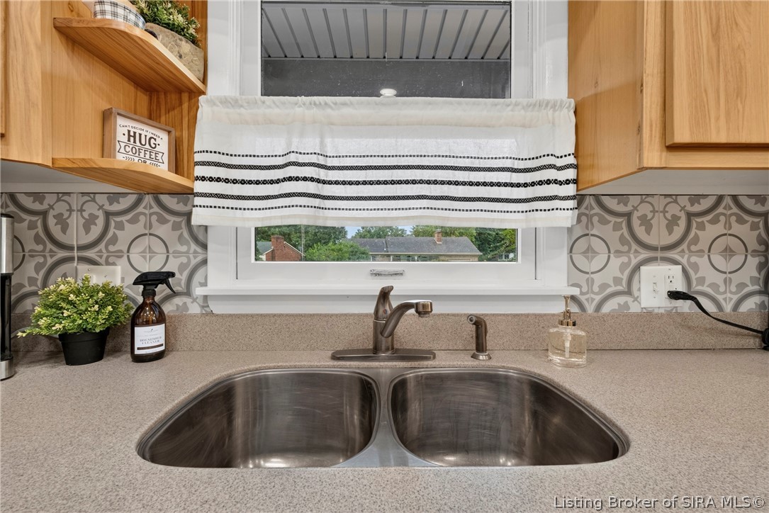 118 Farrington Drive Property Photo 15