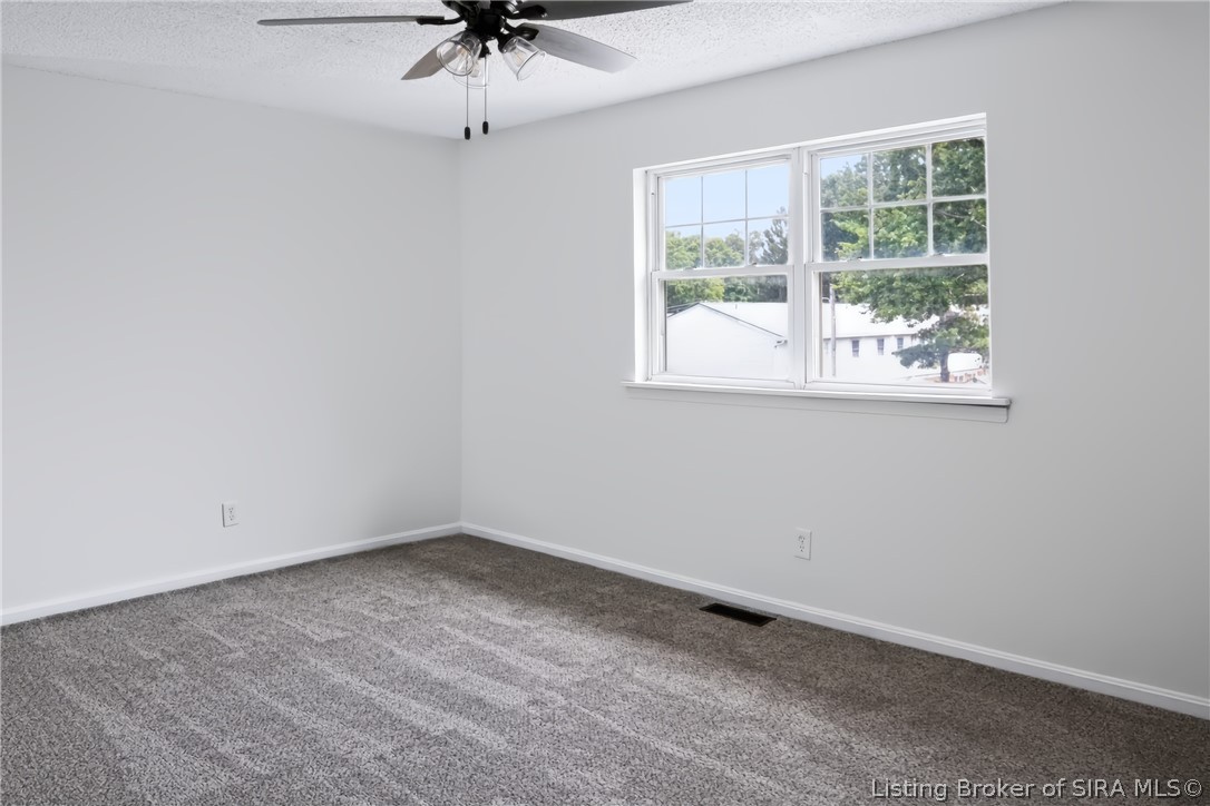 3033 Wooded Way Property Photo 12