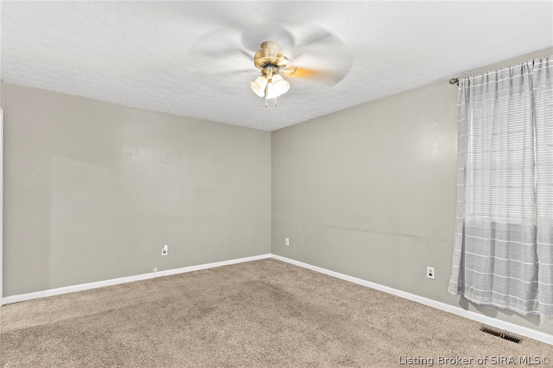 411 W State Street Property Photo 3
