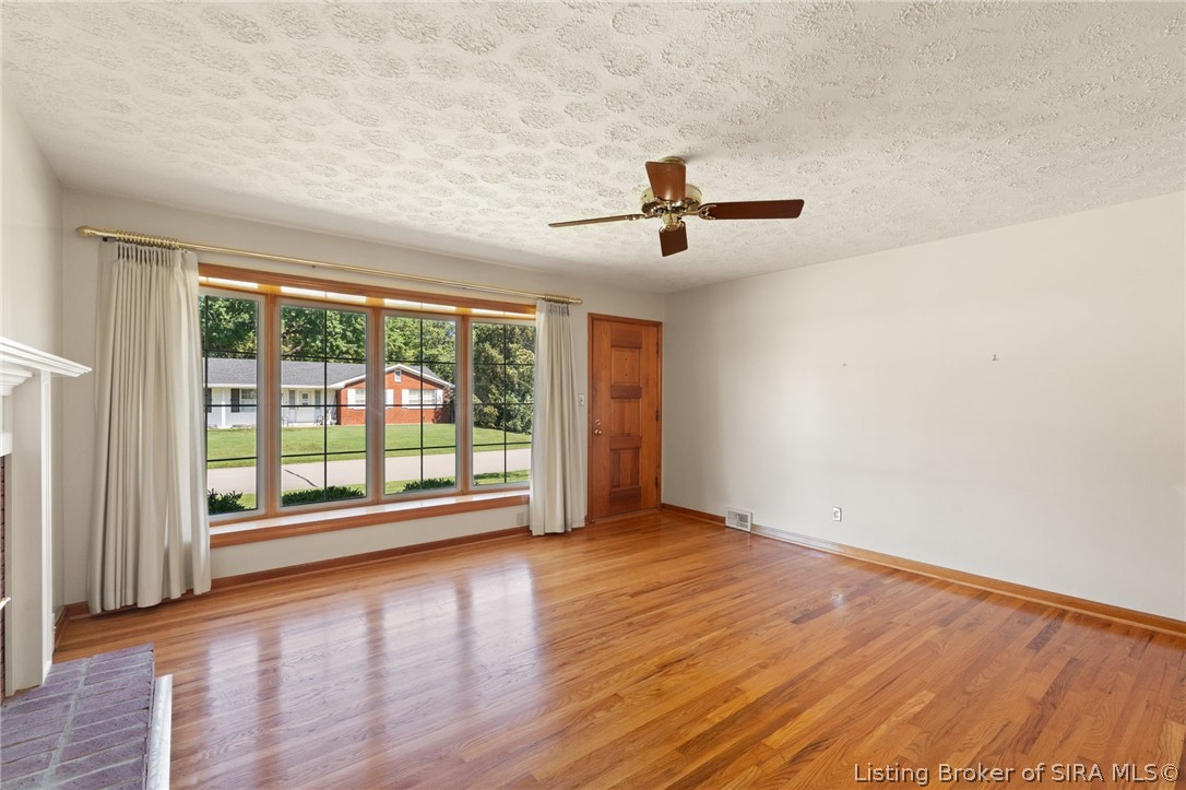 510 Grasmere Drive Property Photo 4