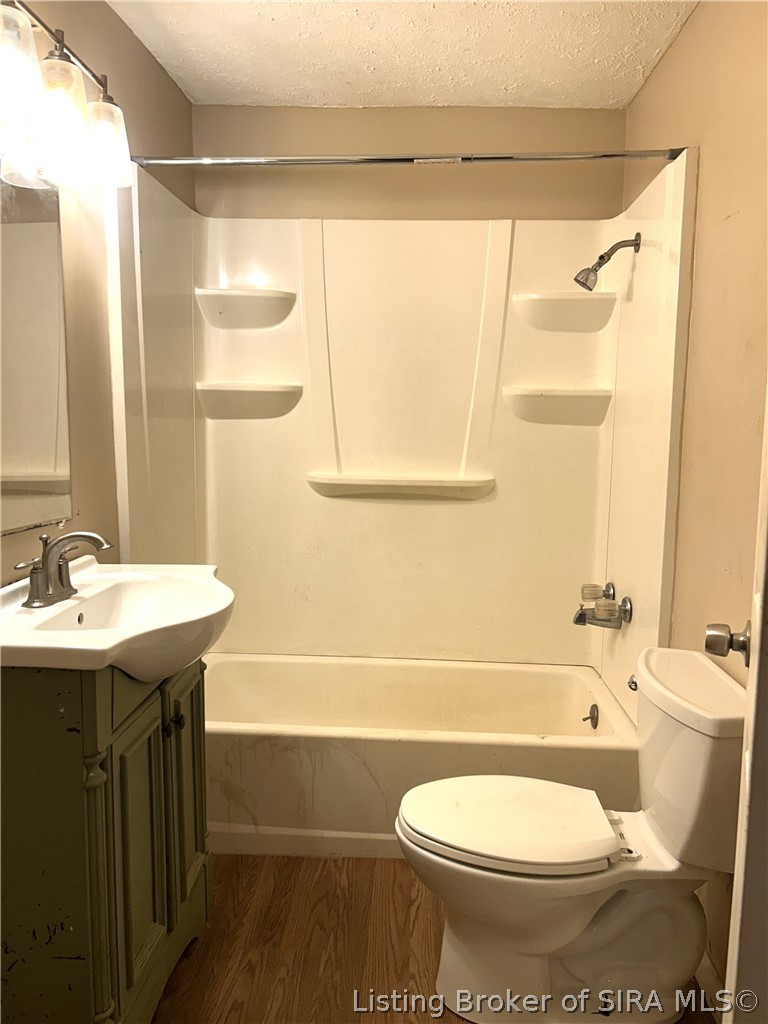 952 E Booe Road Property Photo 10