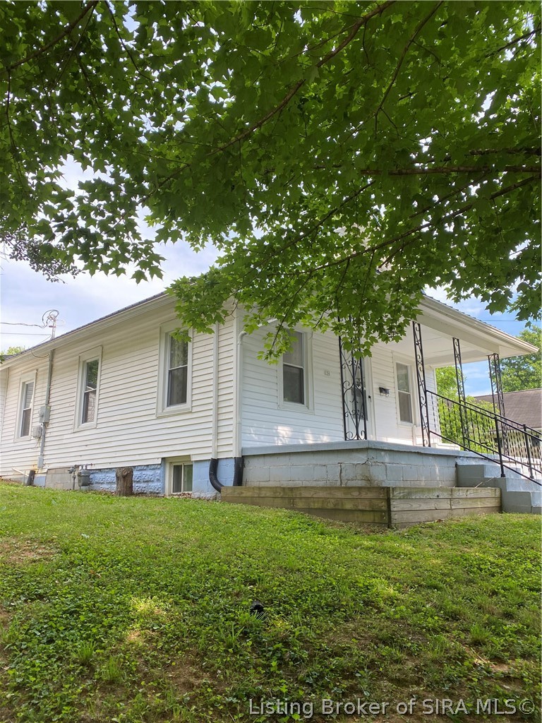 136 N Kirkham Avenue Property Photo 3