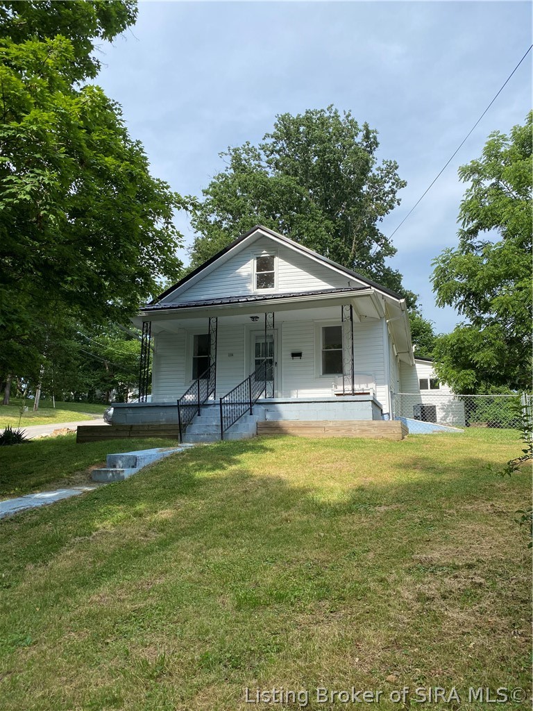 136 N Kirkham Avenue Property Photo 4