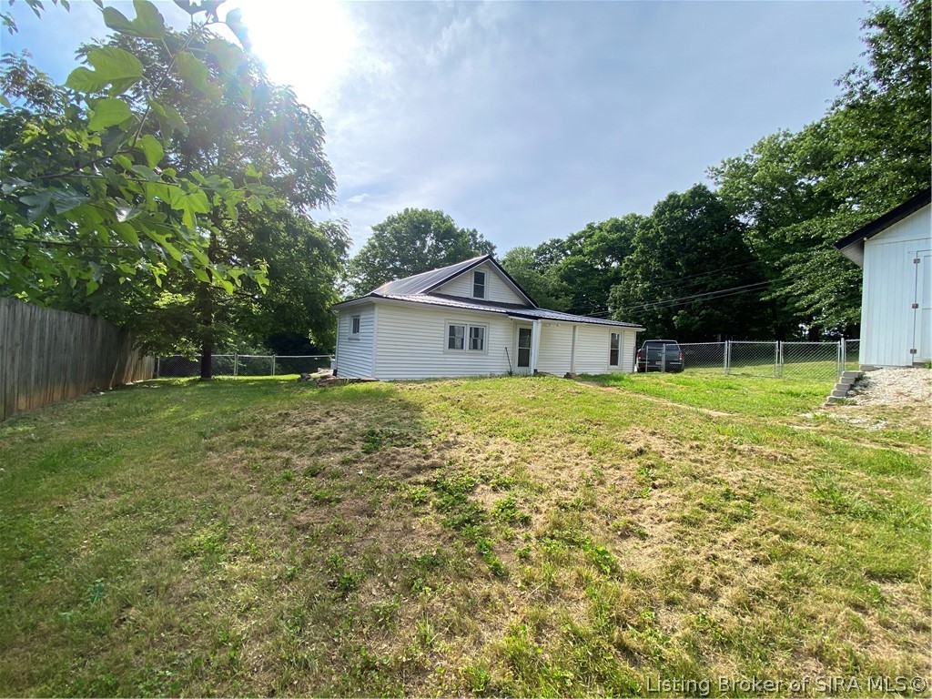 136 N Kirkham Avenue Property Photo 6