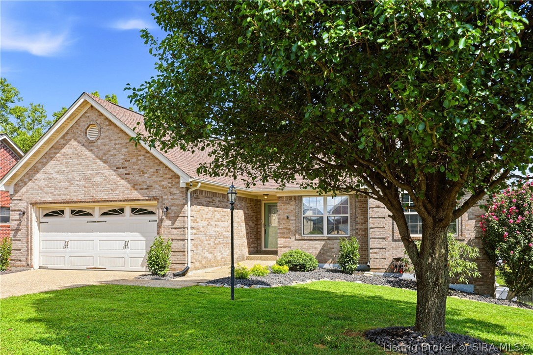 3016 Blue Sky Loop Property Photo 2