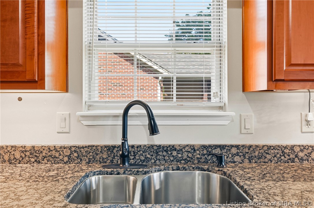 3016 Blue Sky Loop Property Photo 15