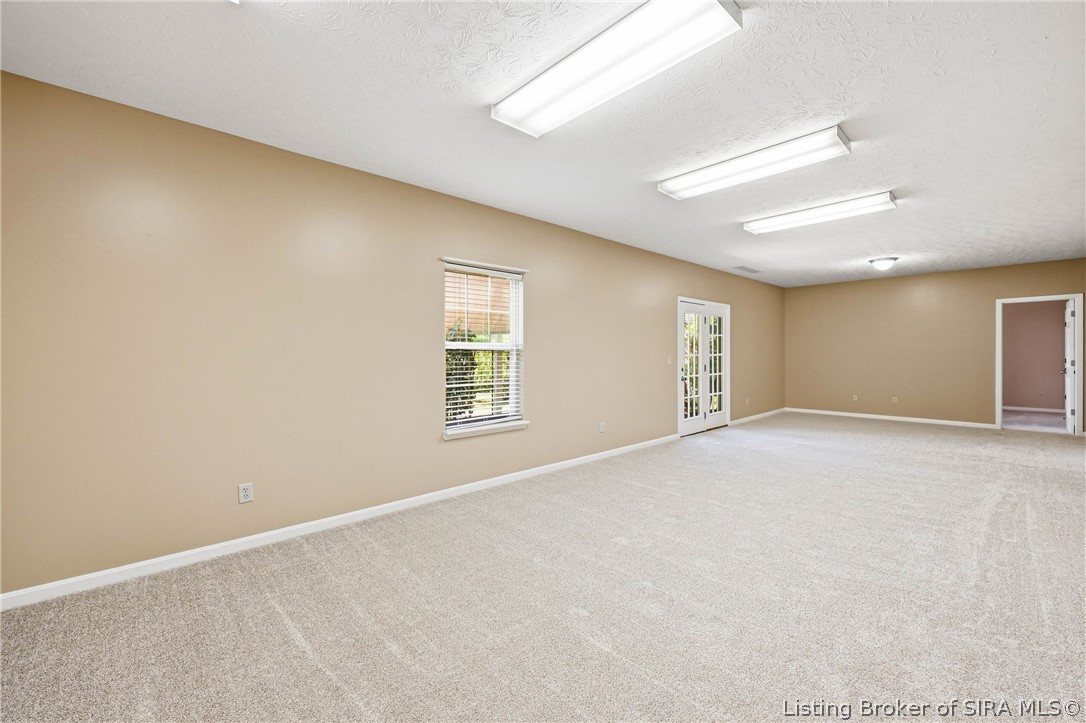 3016 Blue Sky Loop Property Photo 32
