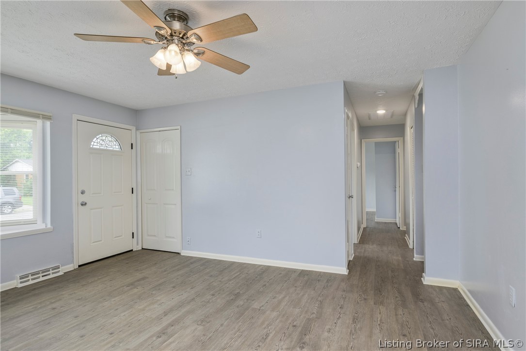 604 Mockingbird Drive Property Photo 8