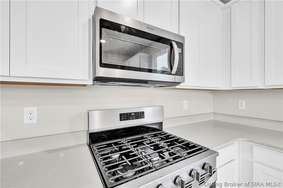 3205 Edens Way Property Photo 6