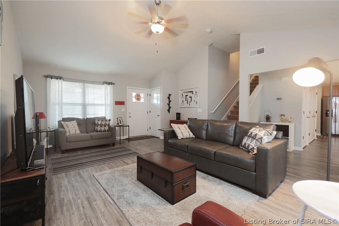 7013 Meyer Loop Property Photo 14