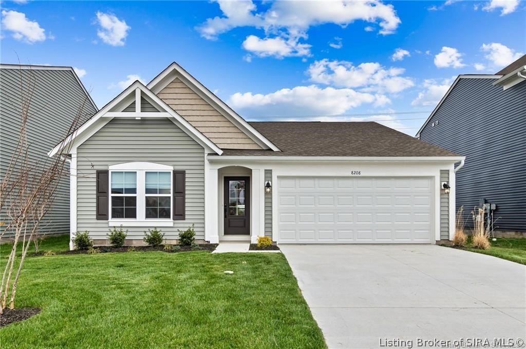 8208 Crescent Cove Property Photo 1