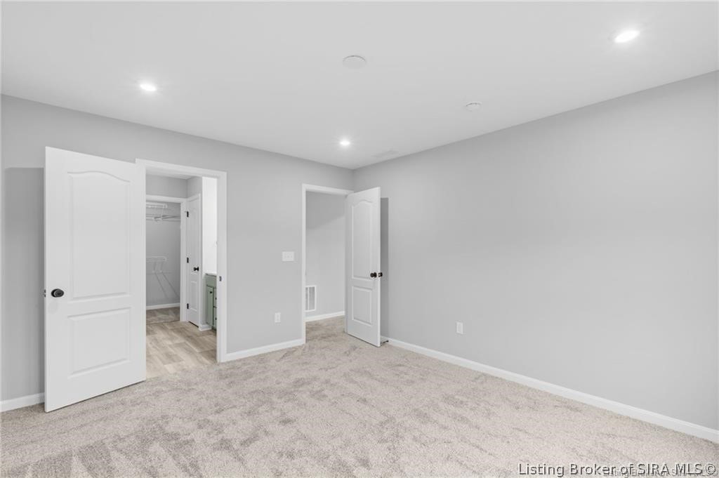 8208 Crescent Cove Property Photo 13