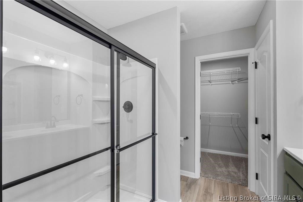 8208 Crescent Cove Property Photo 15