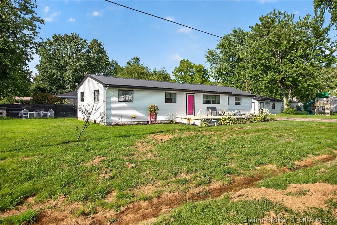 520 Seventh Street Property Photo 3