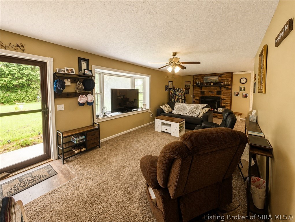6790 N Bogardus Road Property Photo 5