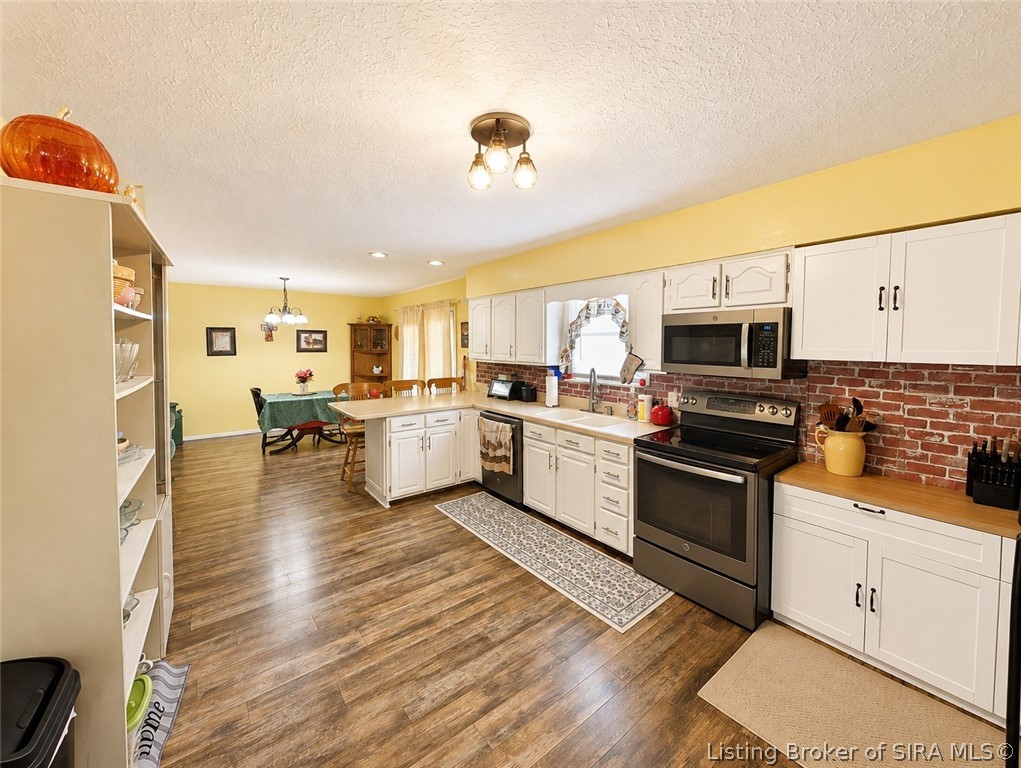 6790 N Bogardus Road Property Photo 10