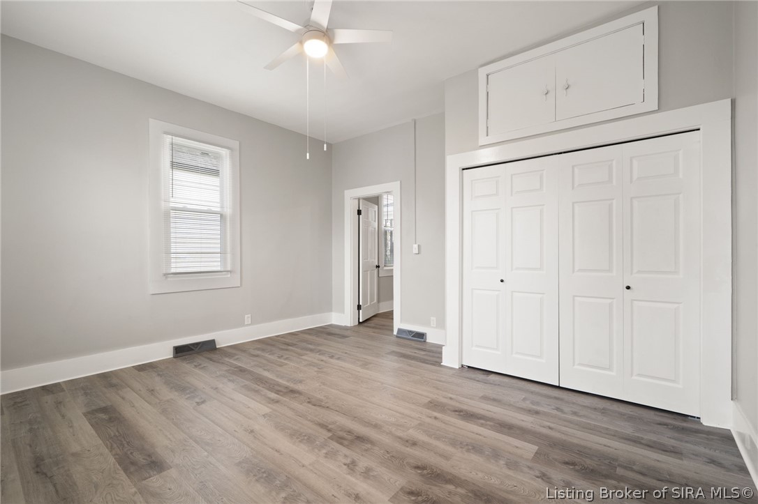 317 E 11th Street Property Photo 13