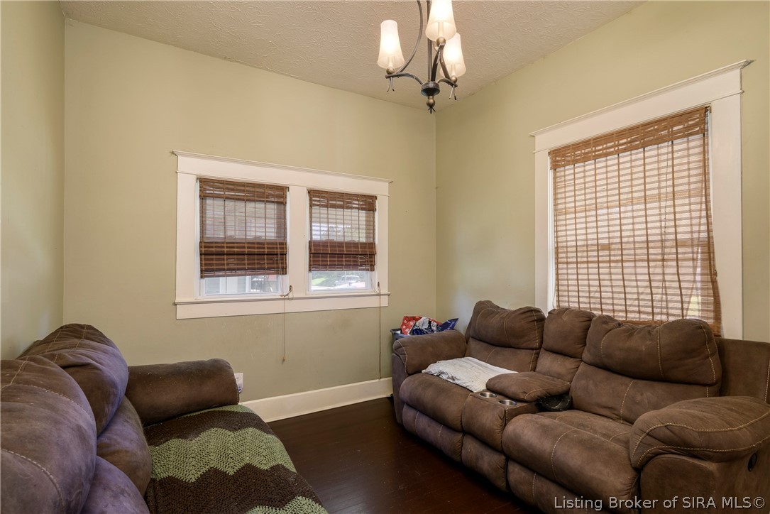2117 Morton Avenue Property Photo 19