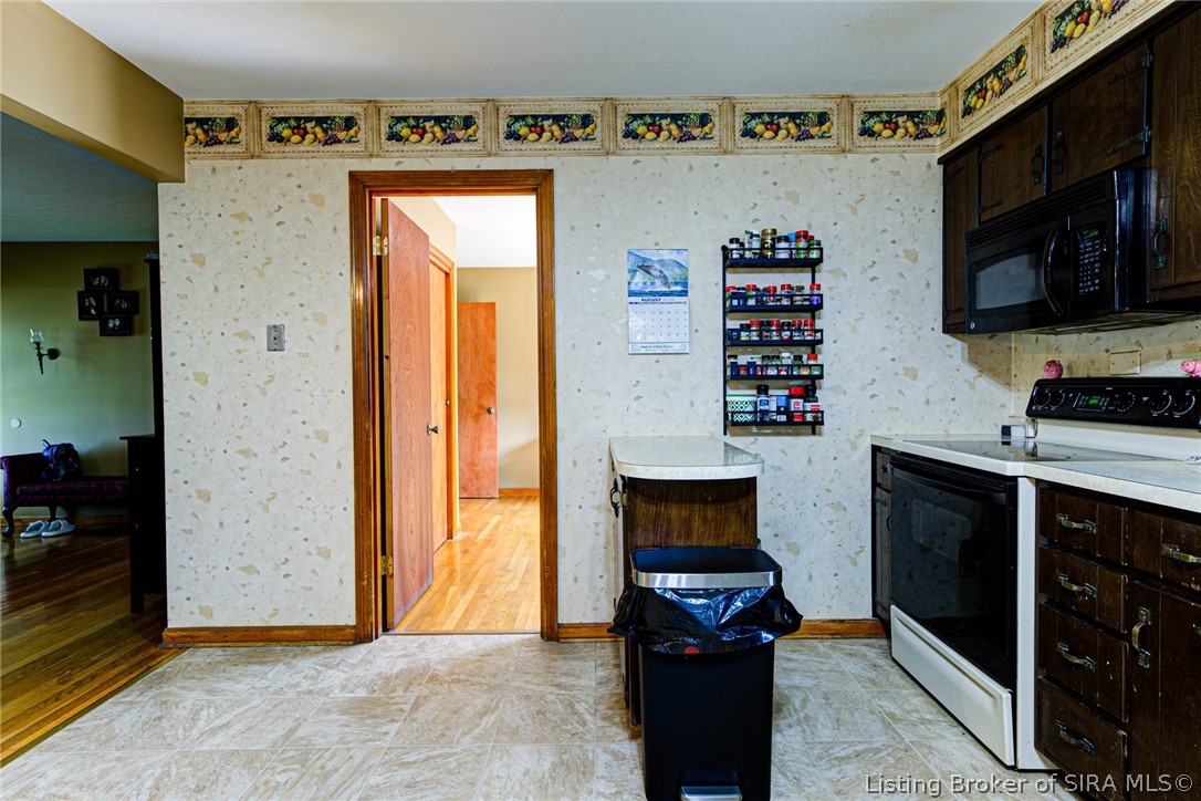 7553 E Hurst Road Property Photo 13