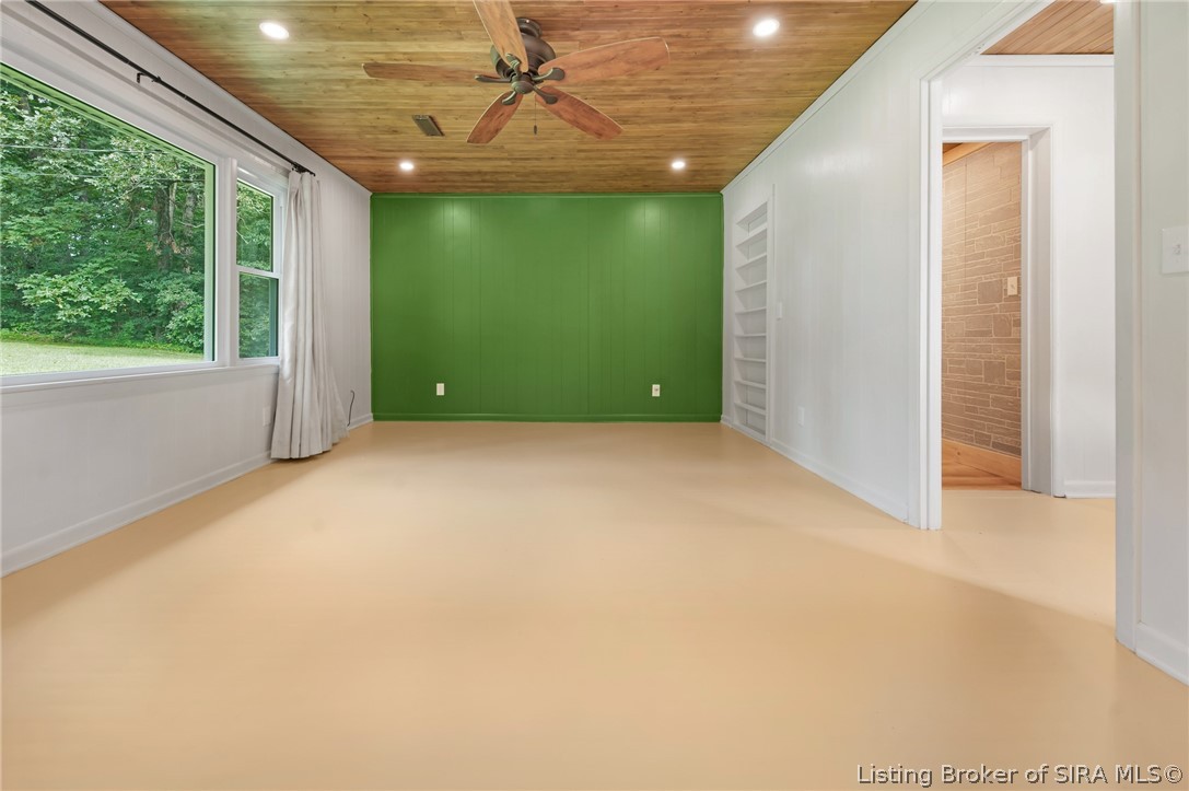 2875 Mcadams Lane Se Property Photo 3