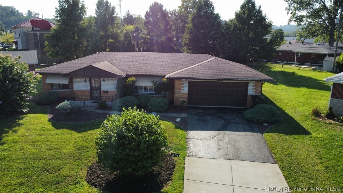 314 Ellen Court Property Photo 5