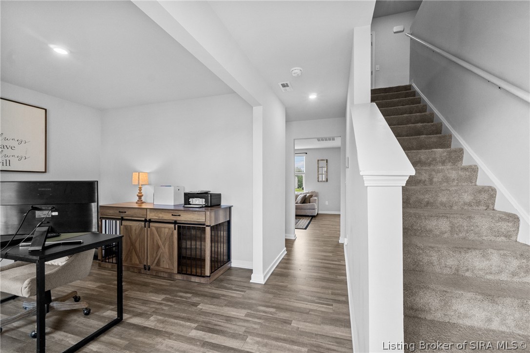 1273 Graham Boulevard Property Photo 3