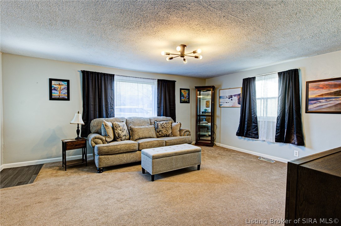 800 N Blue River Road Property Photo 7
