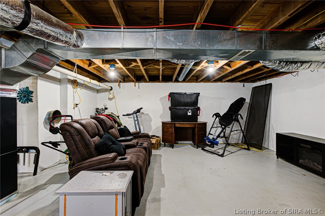 800 N Blue River Road Property Photo 24