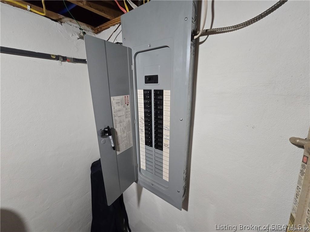 800 N Blue River Road Property Photo 25