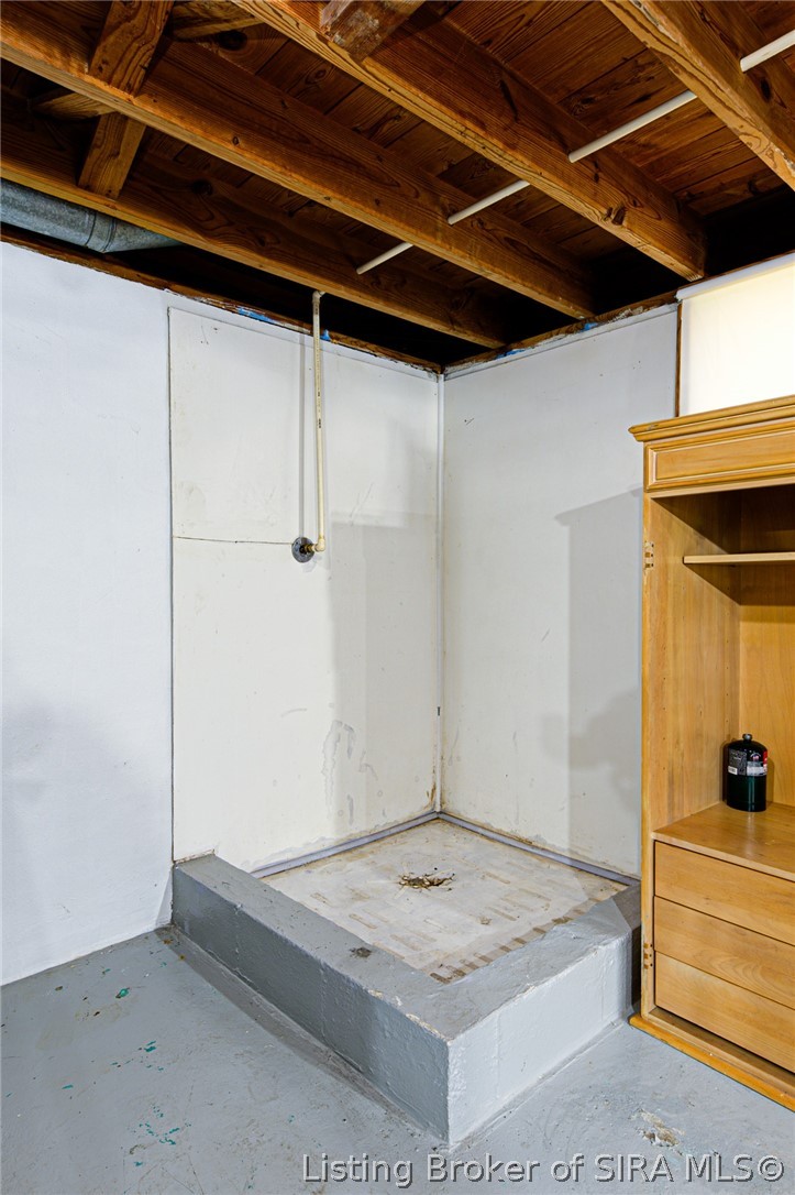 800 N Blue River Road Property Photo 26