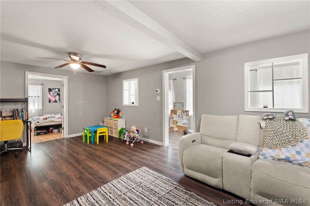 317 E Water Street Property Photo 5