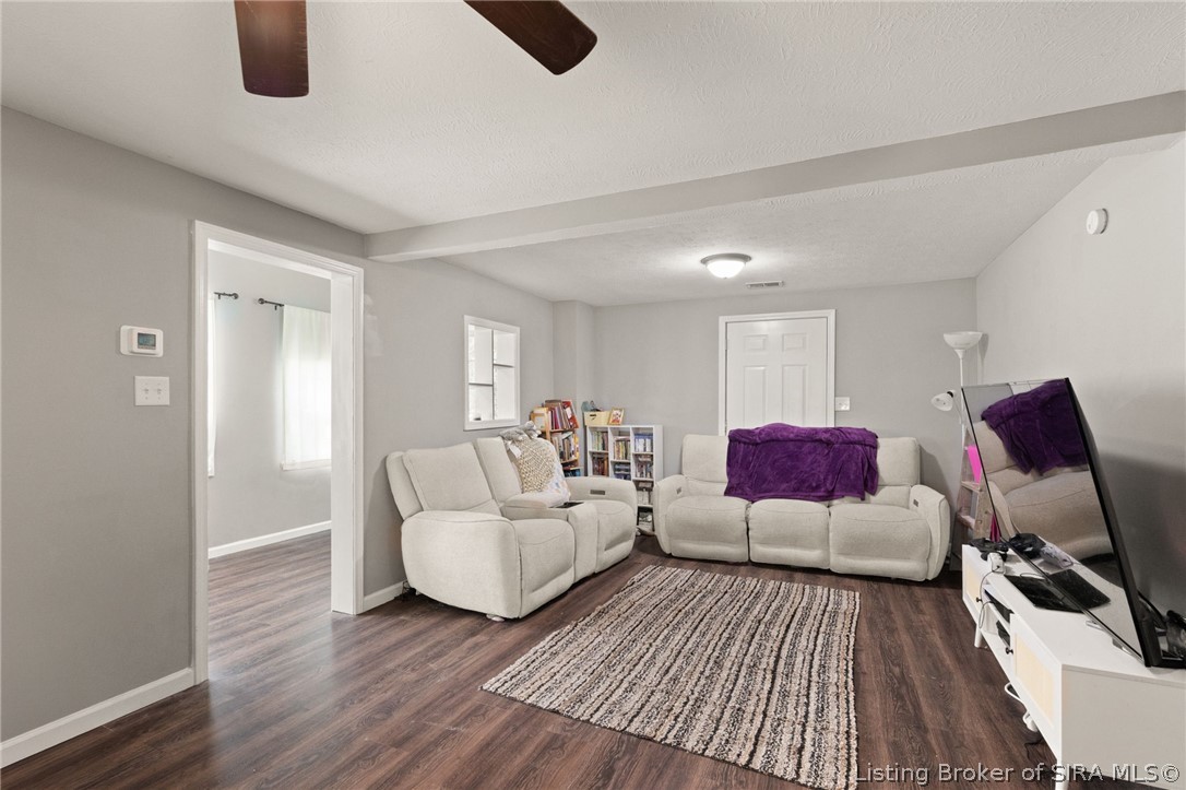317 E Water Street Property Photo 8
