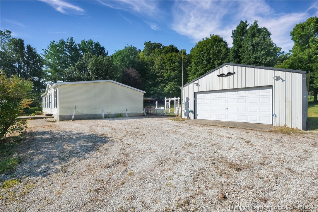 6705 Harrison Trail Ne Property Photo 4