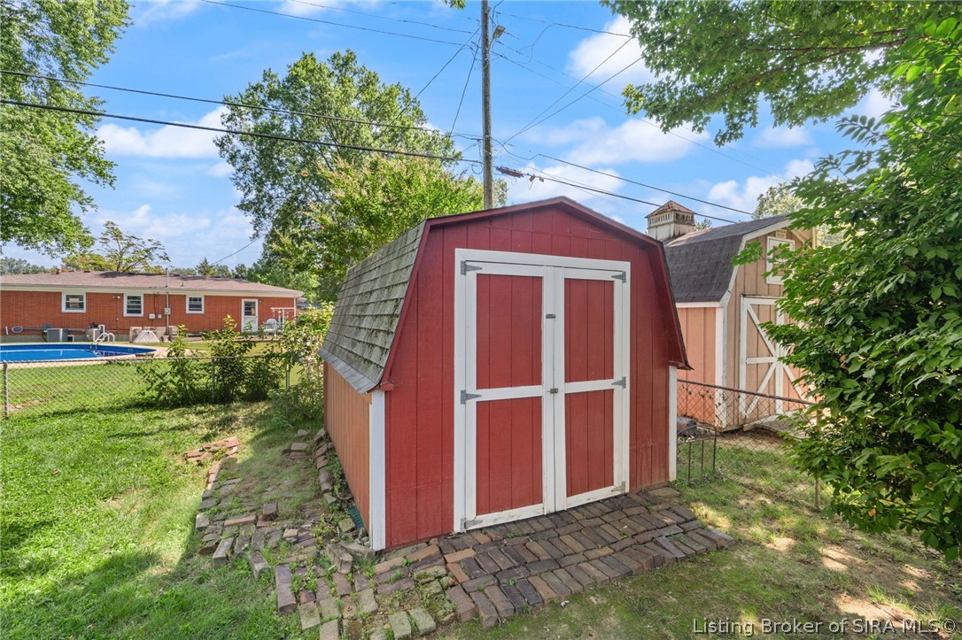 104 W Maplewood Drive Property Photo 45
