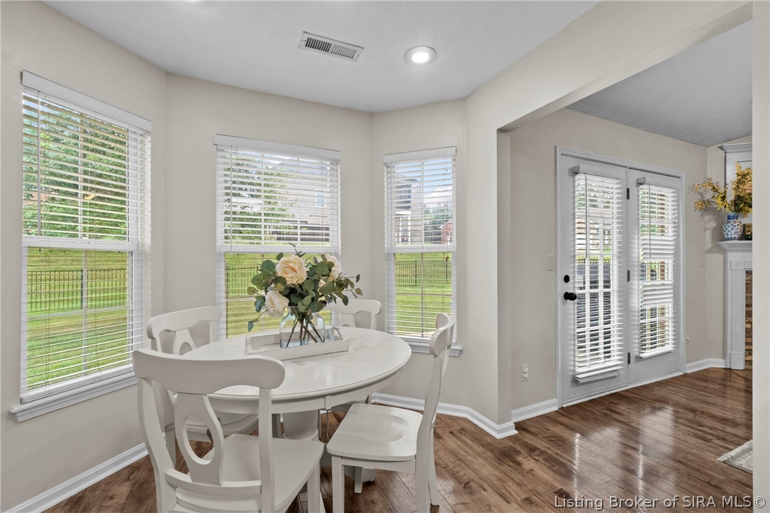 7904 Hollowview Drive Property Photo 10