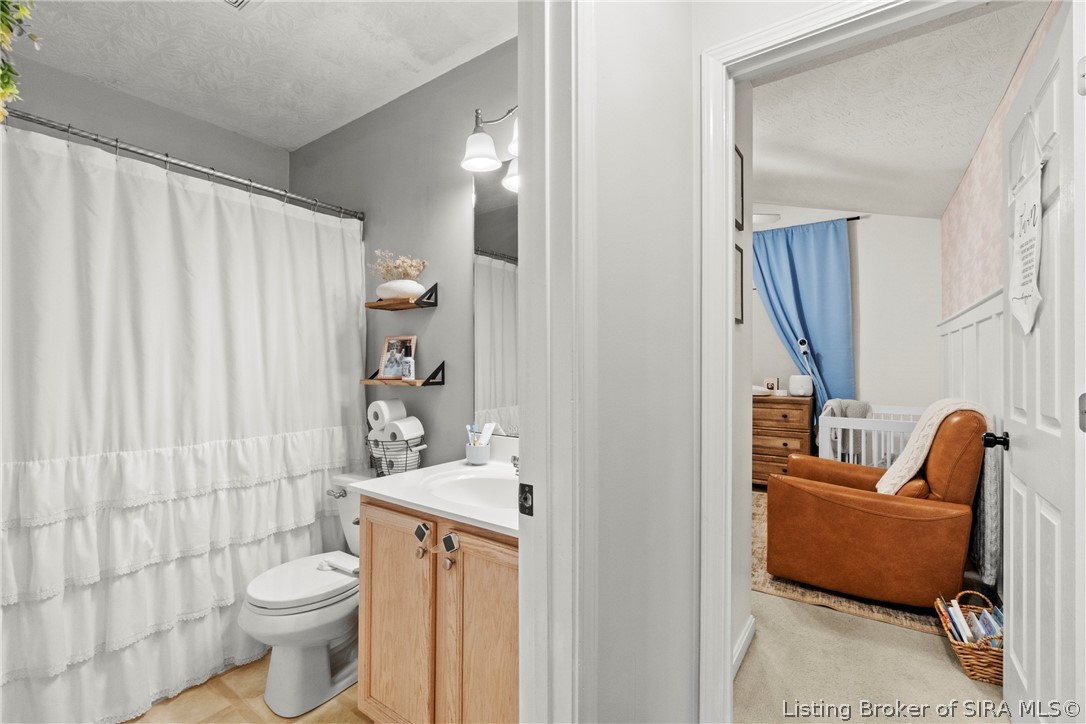 7904 Hollowview Drive Property Photo 24
