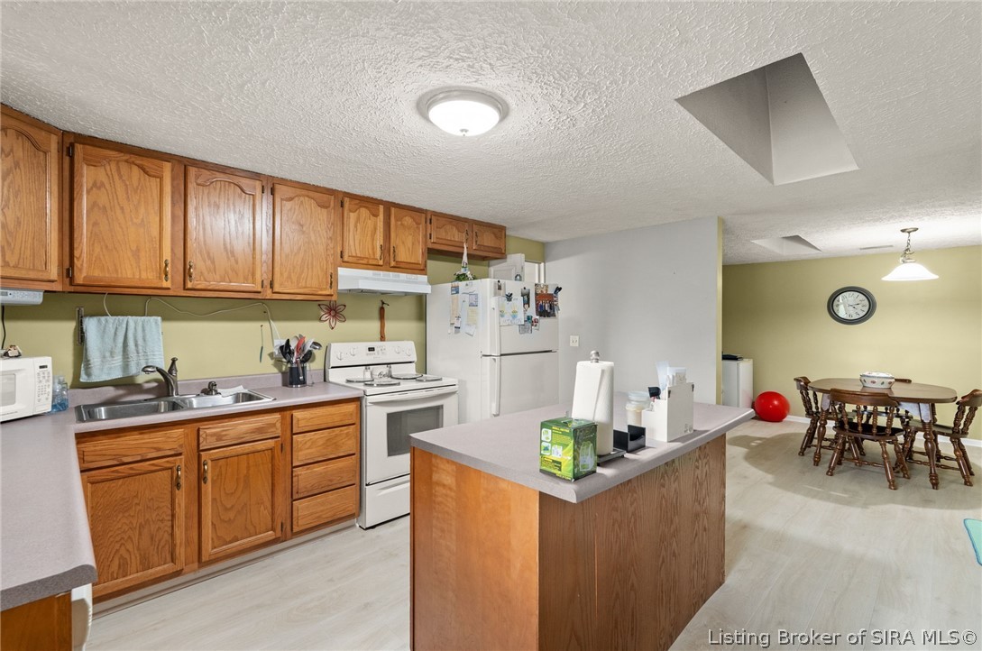 2750 Kings Drive Ne Property Photo 14