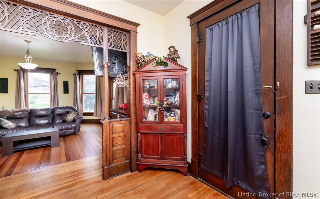 220 N Maple Street Property Photo 17